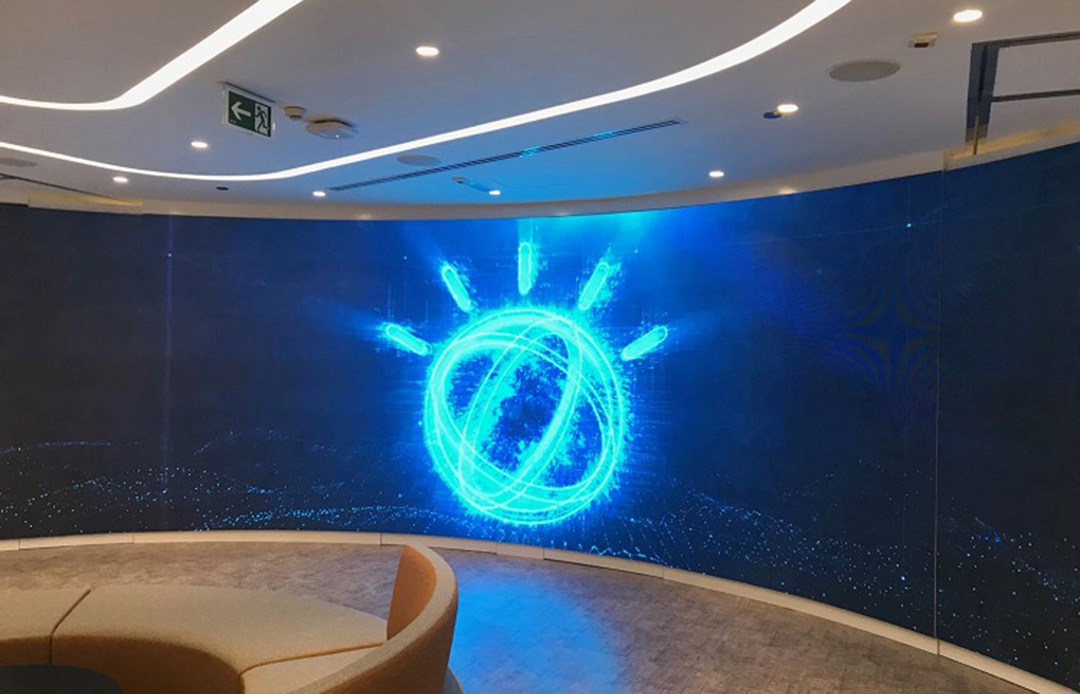 Enhancing Collaboration with LED Screens for Meeting Rooms - HafondLED Solutions (1)